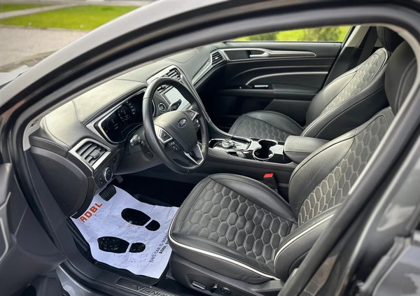 Ford Mondeo cena 109700 przebieg: 117000, rok produkcji 2020 z Brok małe 781